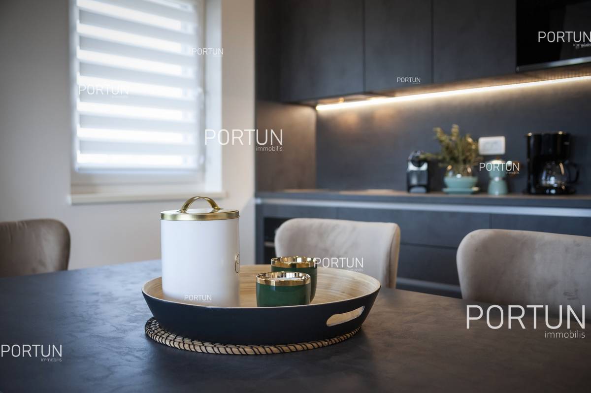 Appartamento in vendita a Rovigno - 10688 - 05