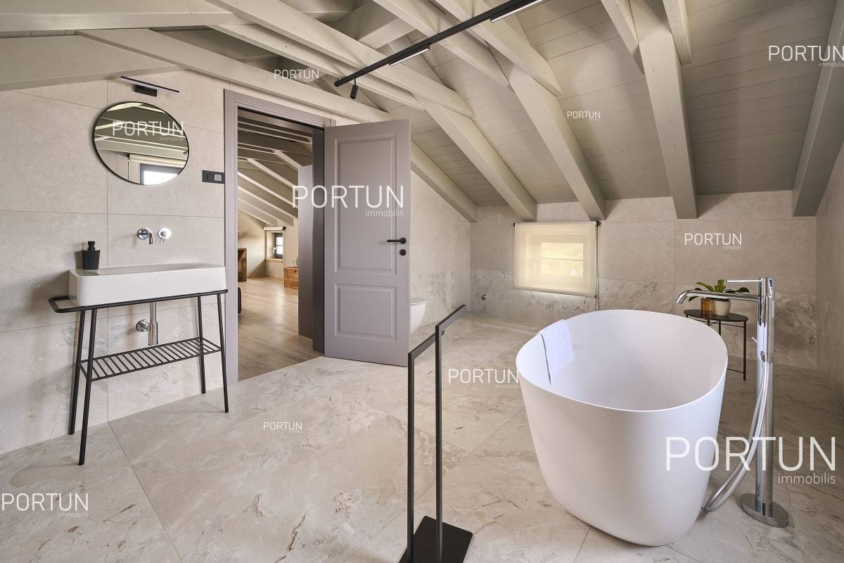 Casa in vendita a Parenzo - 20855 - 37