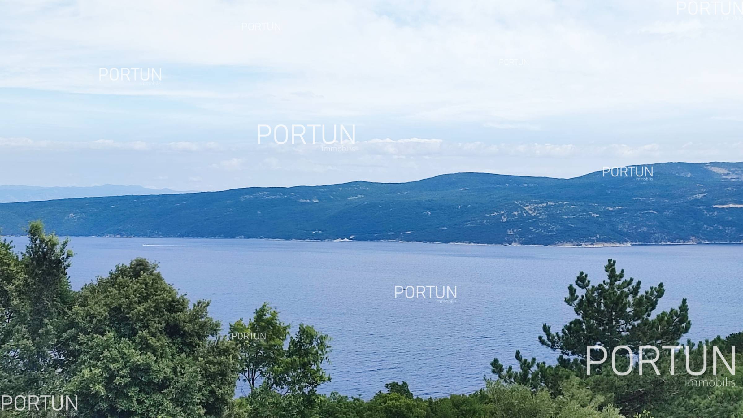 Пломін, земельна ділянка з видом на море	 5