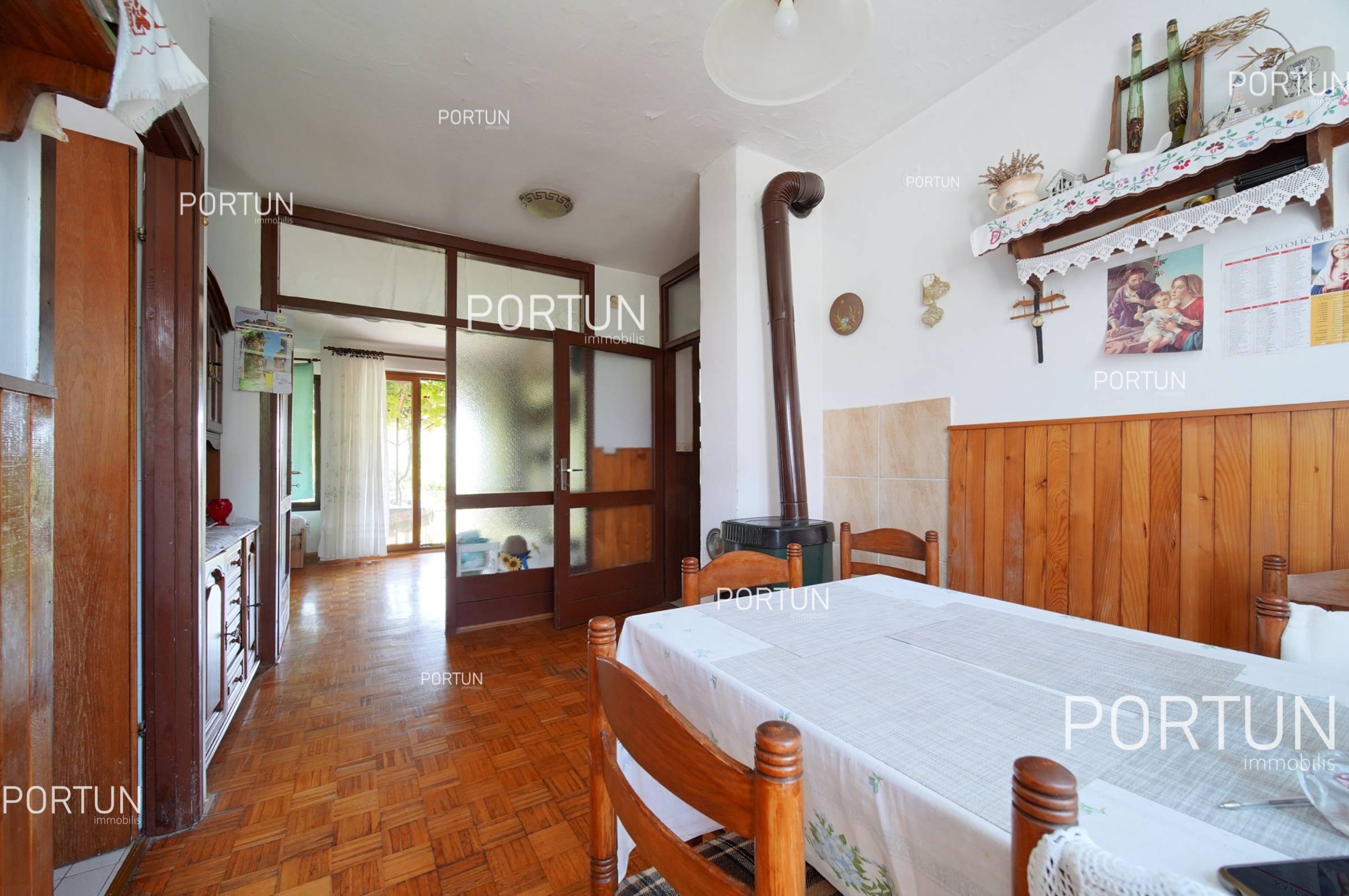 Rovinj, családi ház eladó	 5