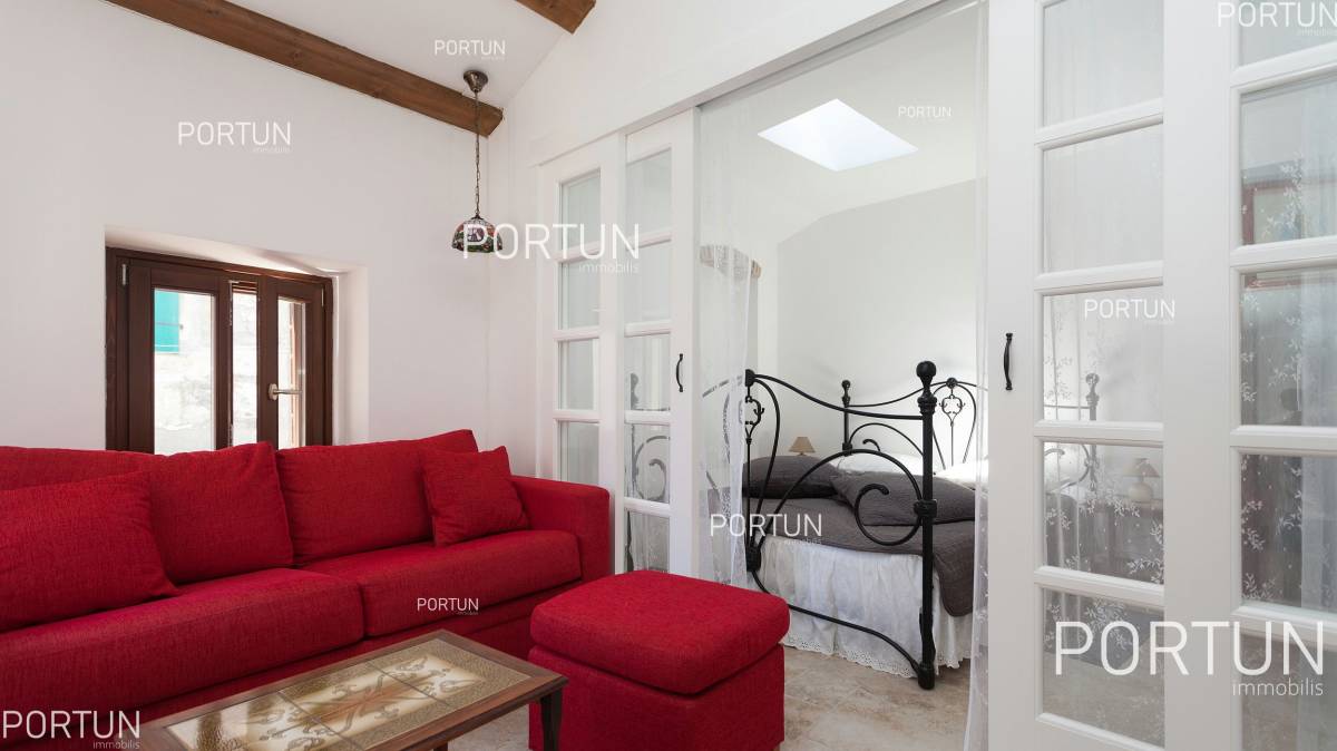 Rovinj apartment for Sale in old town 10692 01x