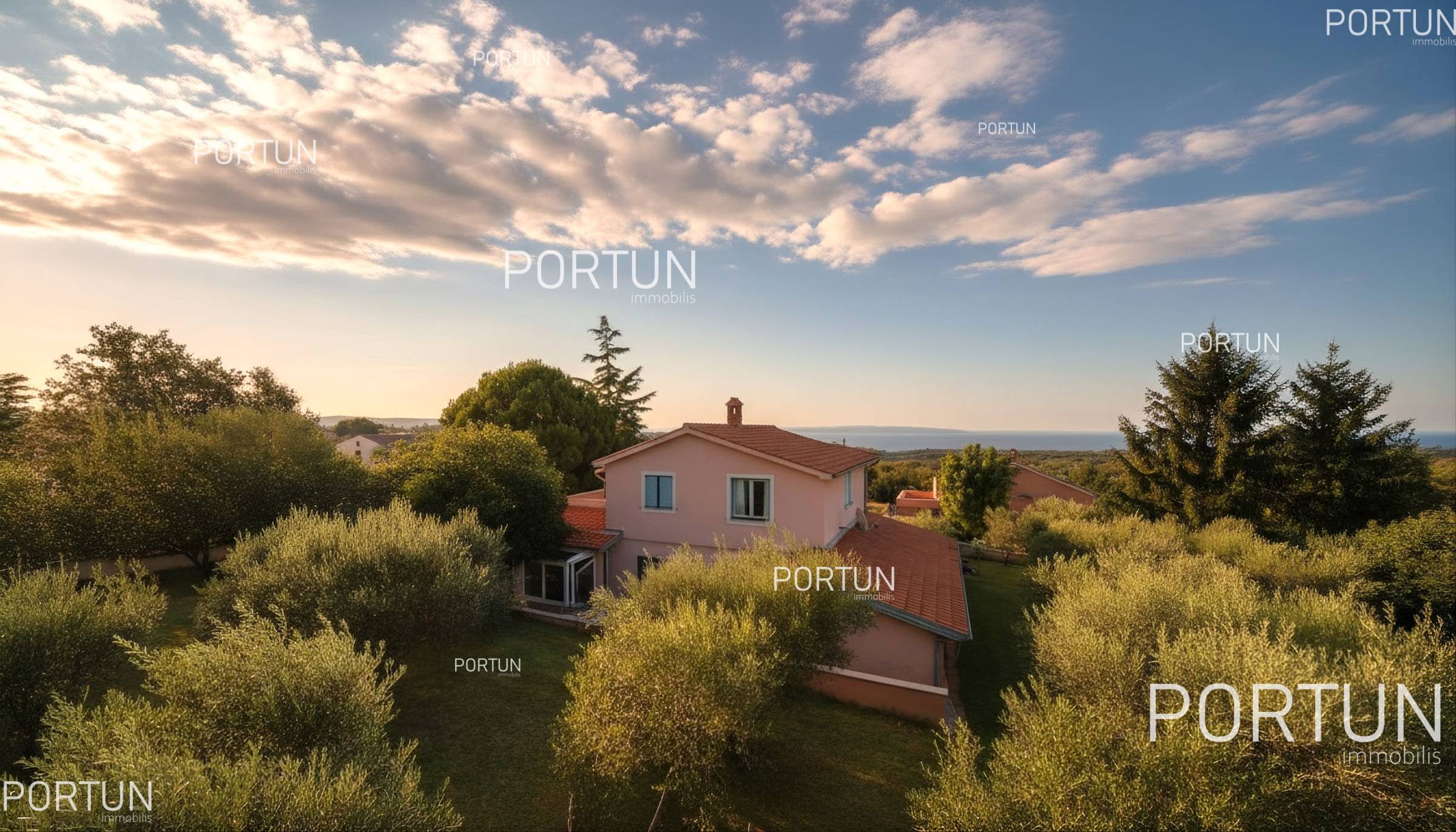 House with 3 apartments and open seaview close to the eastearn seabourne of Istria - 20787 001xx