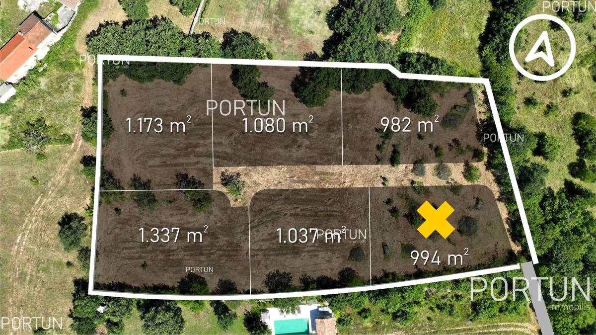 Plot of land for Sale in Kanfanar - 40571 - 02