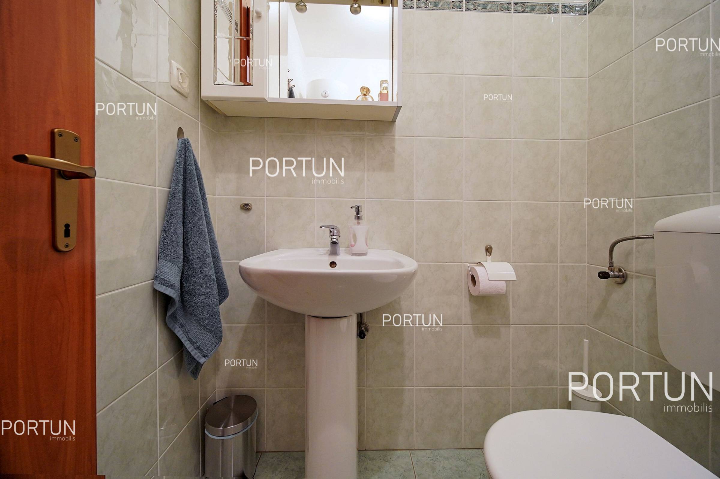 Квартира на продажу в Ровинь - 10696 - 11
