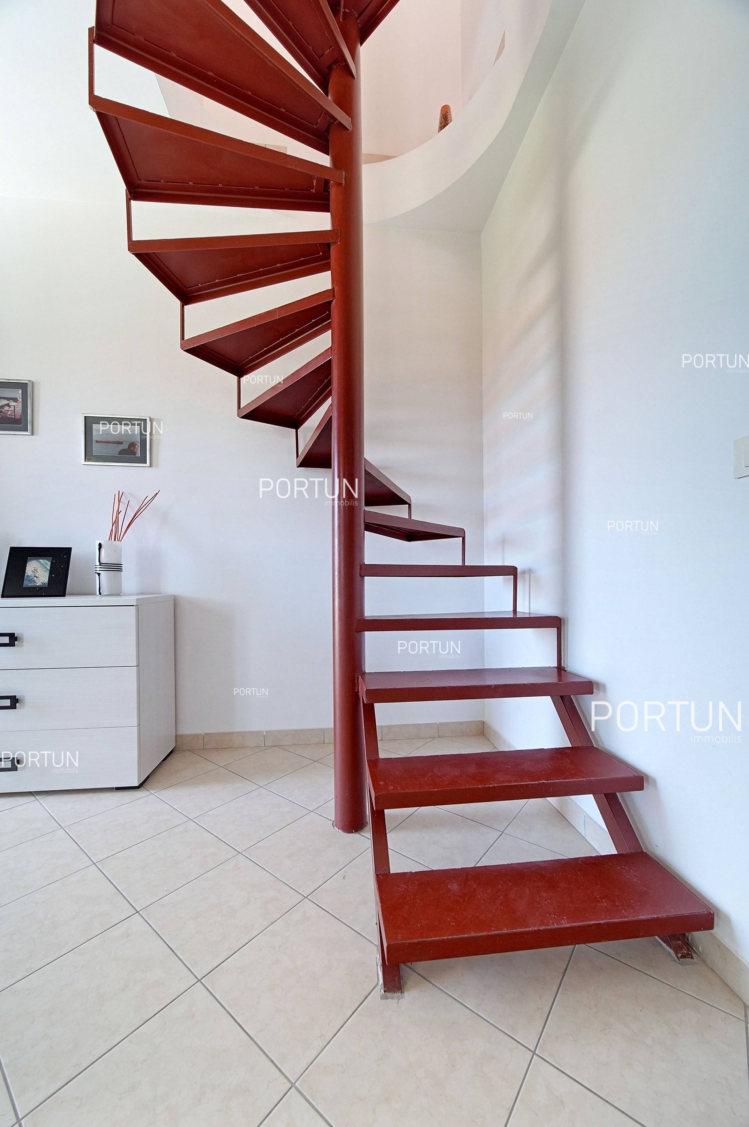 Квартира на продажу в Ровинь - 10696 - 12