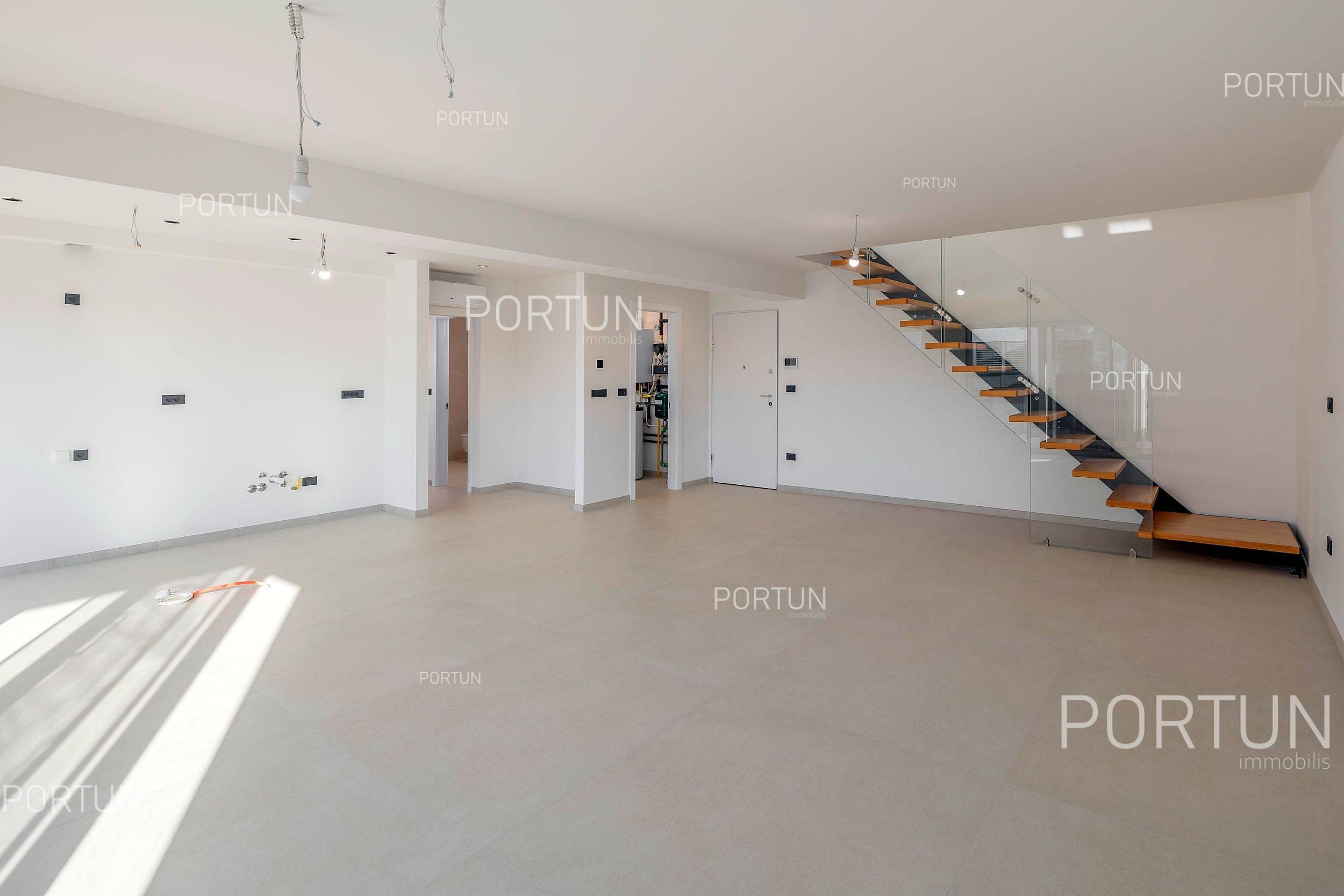Apartment for Sale in Rovinj - 10701 - 02
