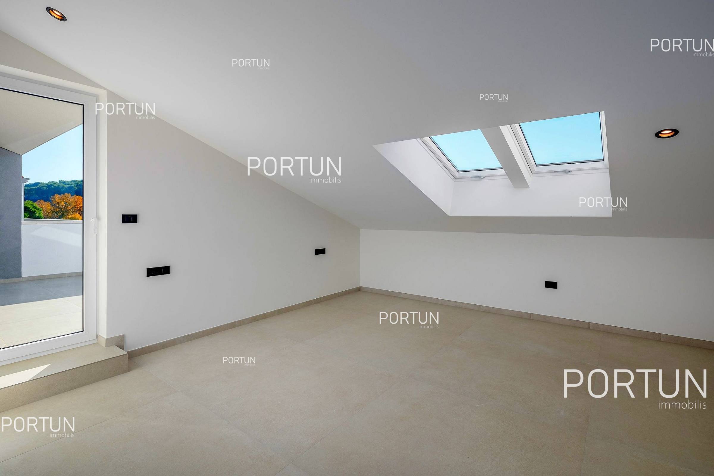 Appartamento in vendita a Rovigno - 10701 - 11