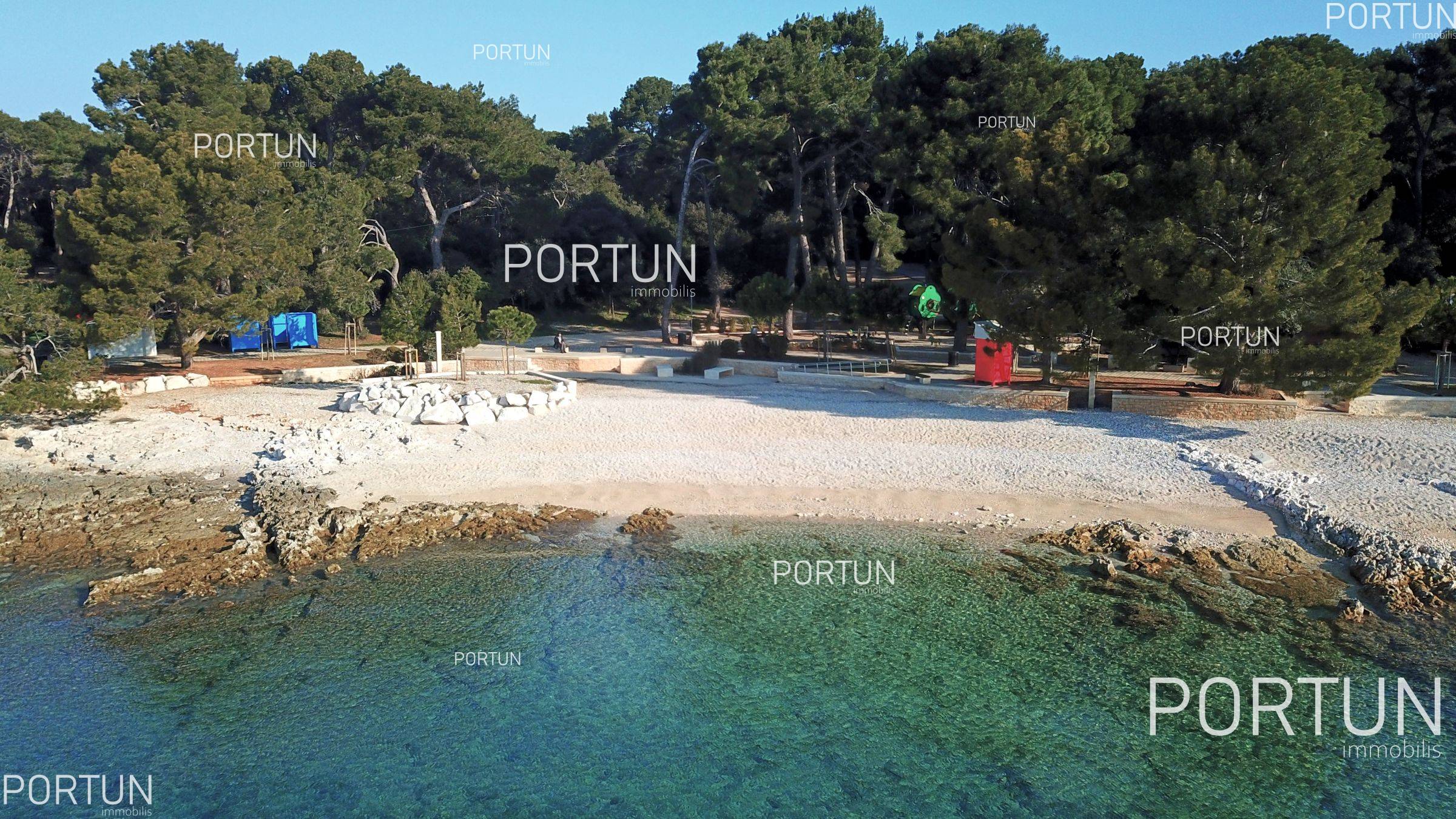 Rovinj, građevinsko zemljište	 4