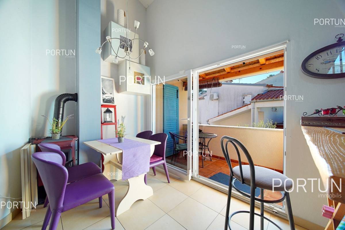 Wohnung zum Verkauf in Rovinj - 10707 - 01