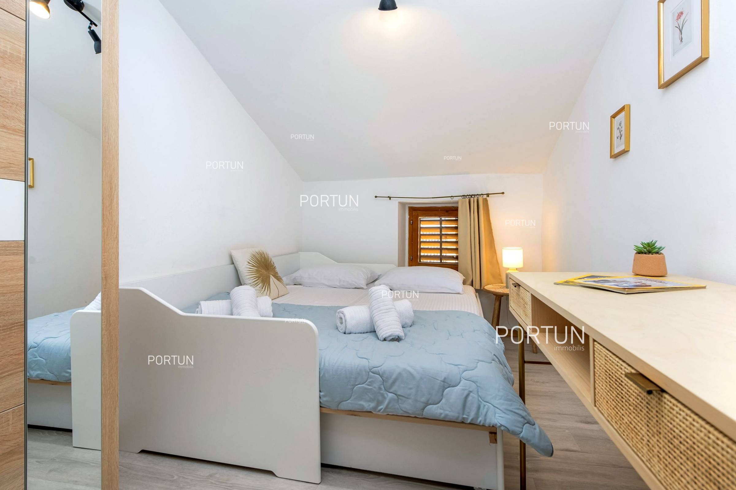 Wohnung zum Verkauf in  - 10708 - 18