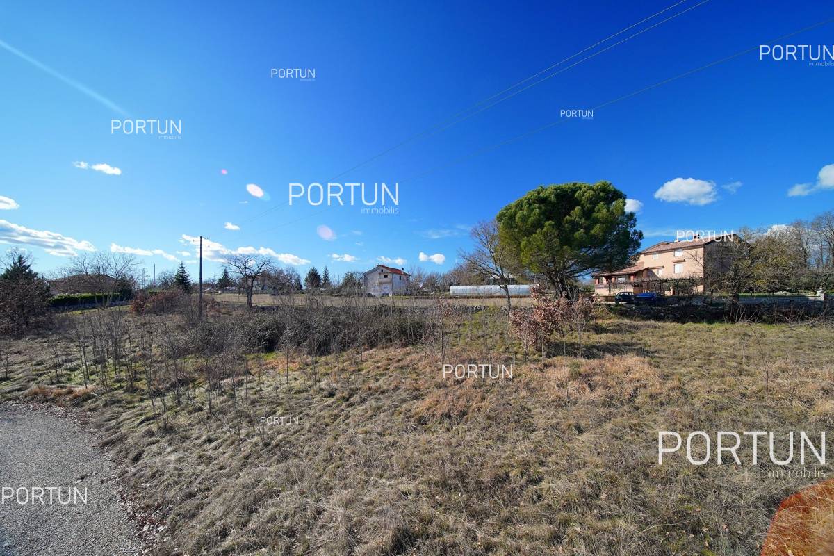 Zemljište na prodaju Tinjan - 40581 - 03