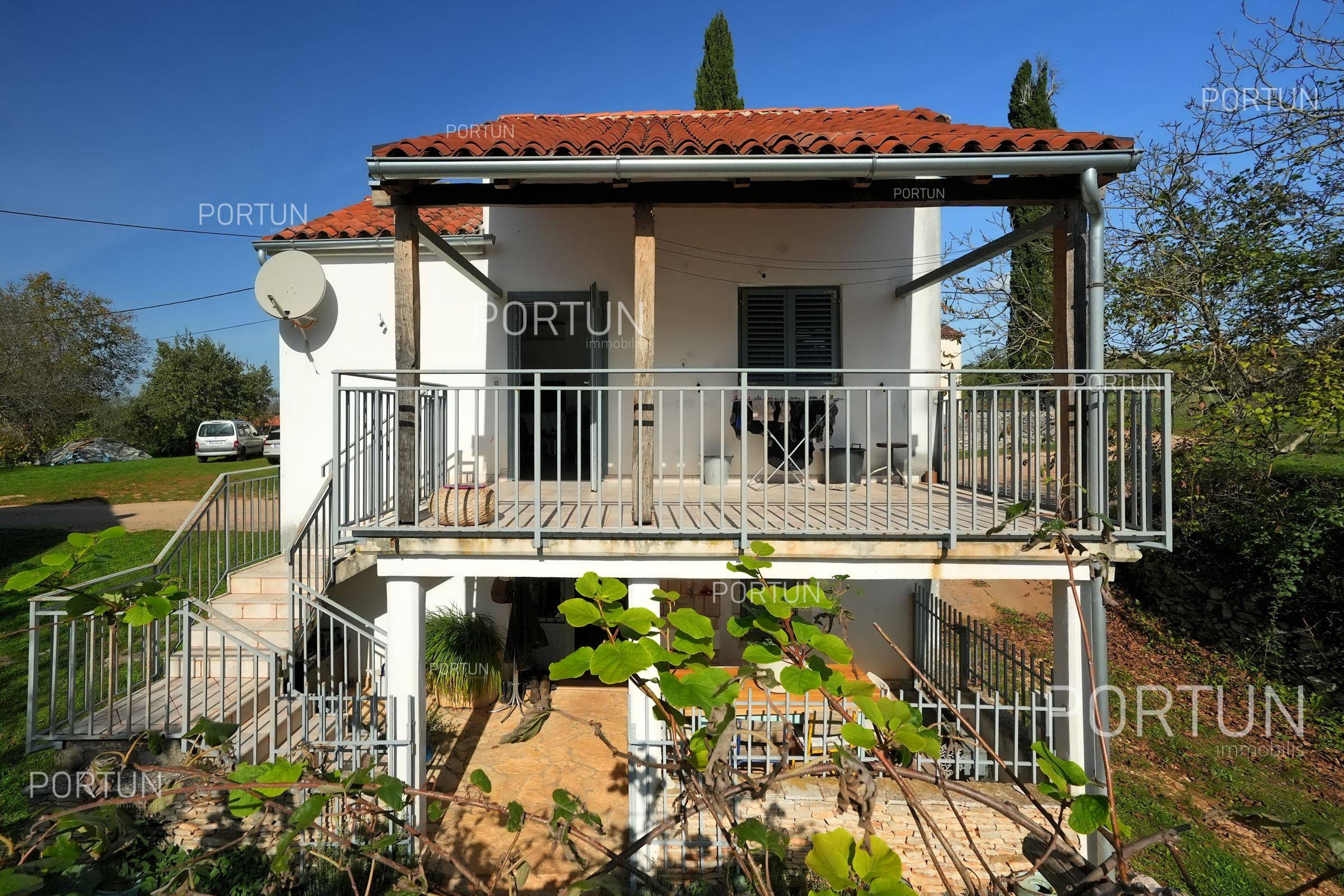 House for Sale in Oprtalj - 20870 - 10