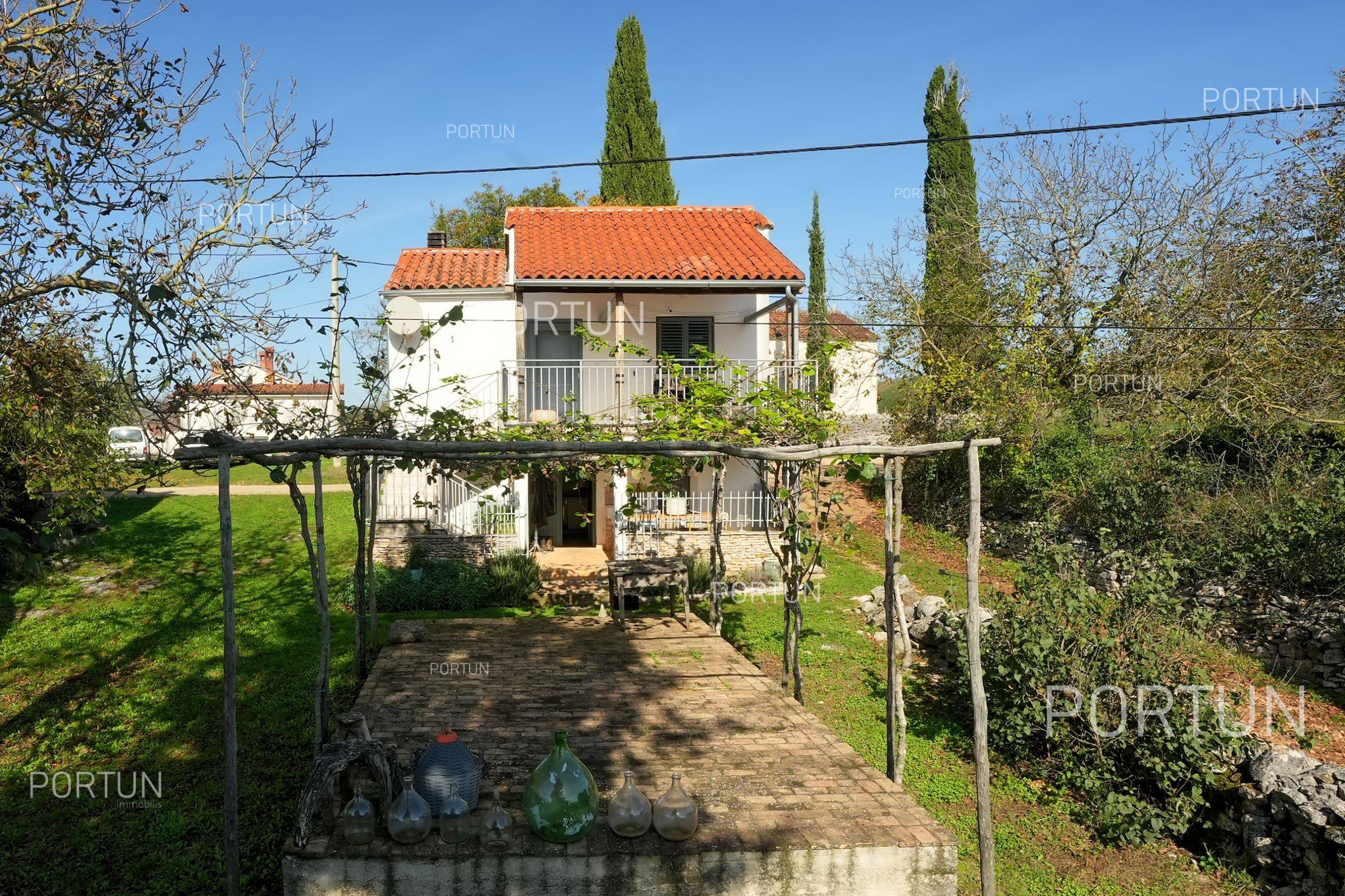 House for Sale in Oprtalj - 20870 - 09