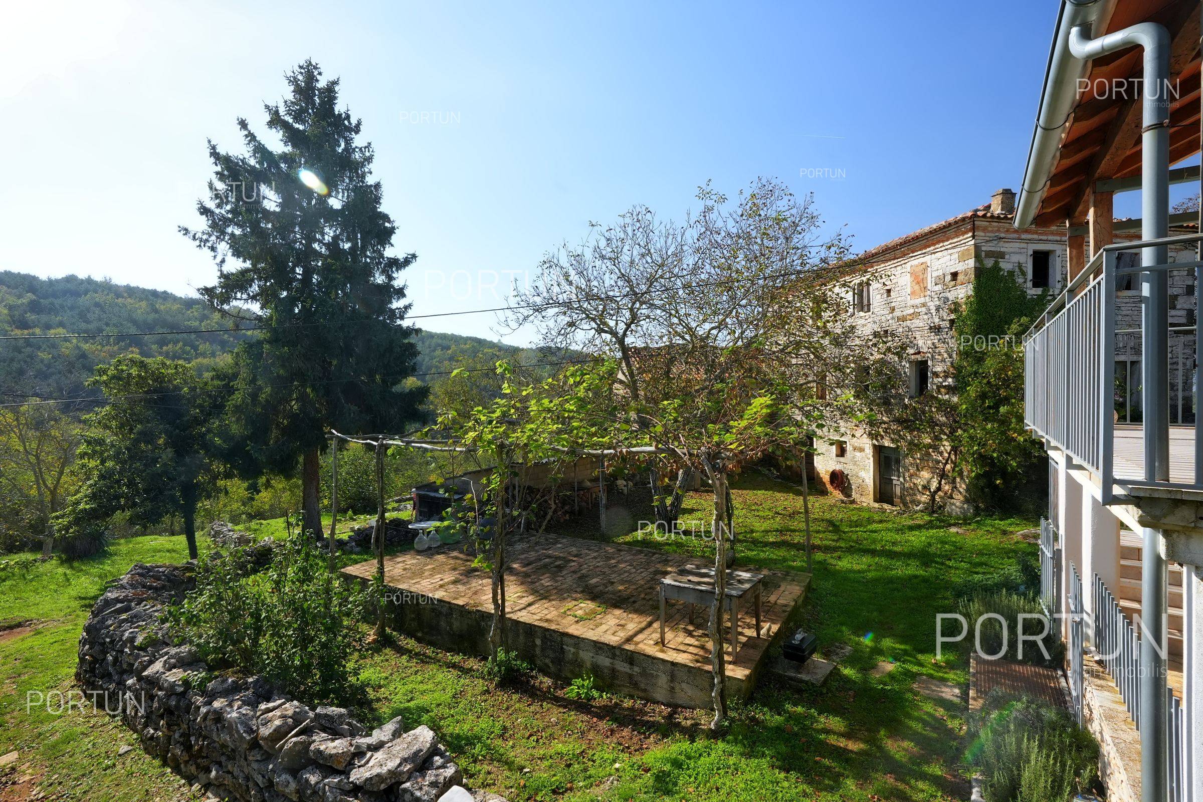 House for Sale in Oprtalj - 20870 - 11