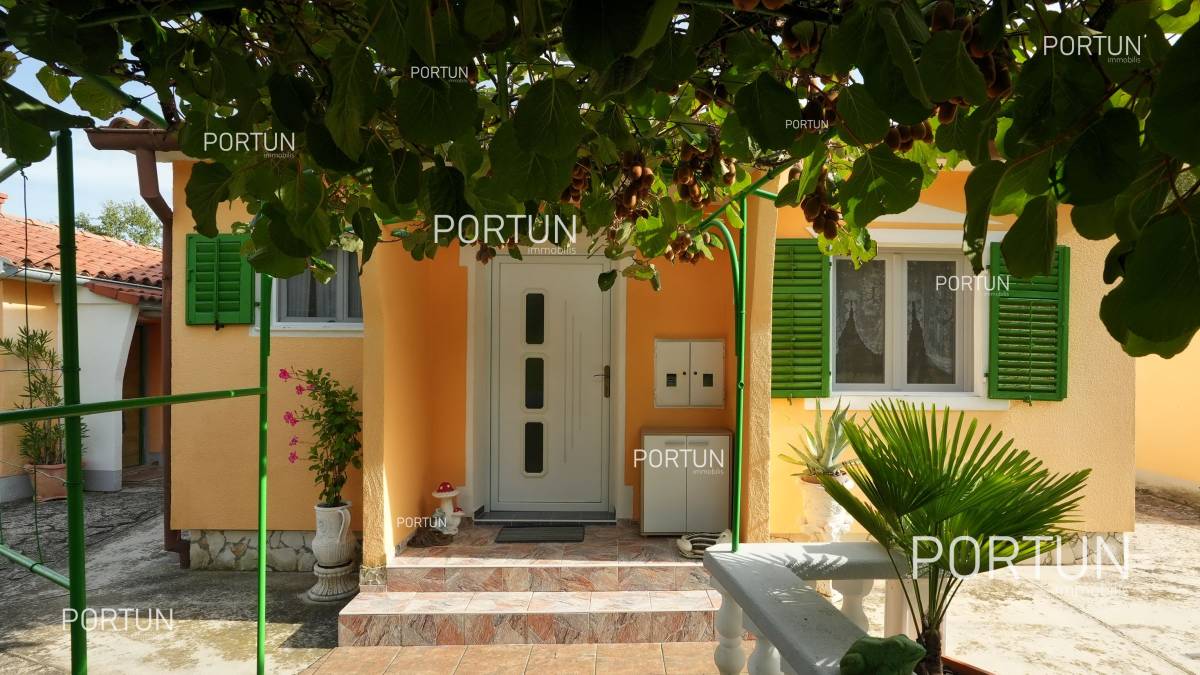 House for Sale in  - 20869 - 10