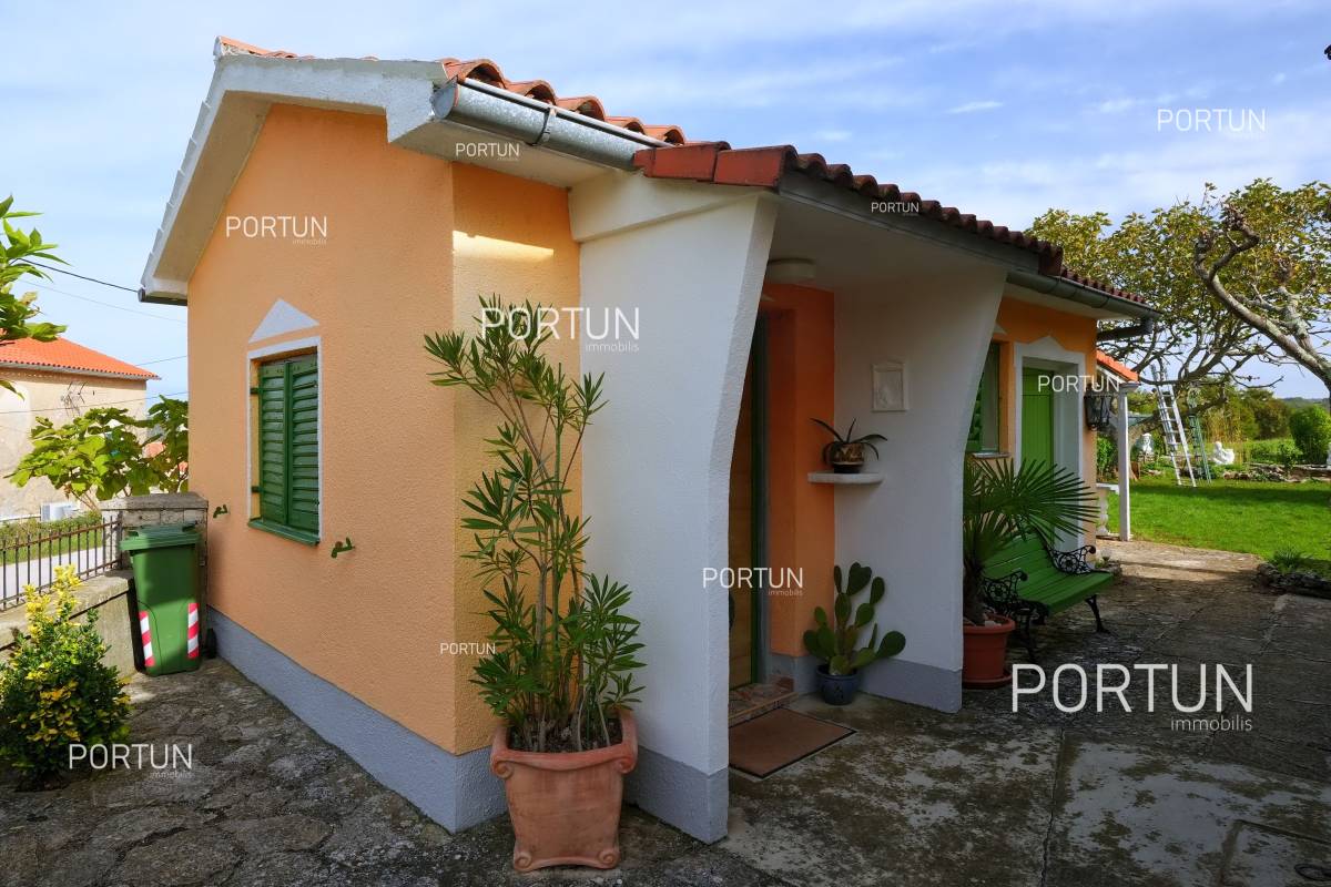 House for Sale in  - 20869 - 21