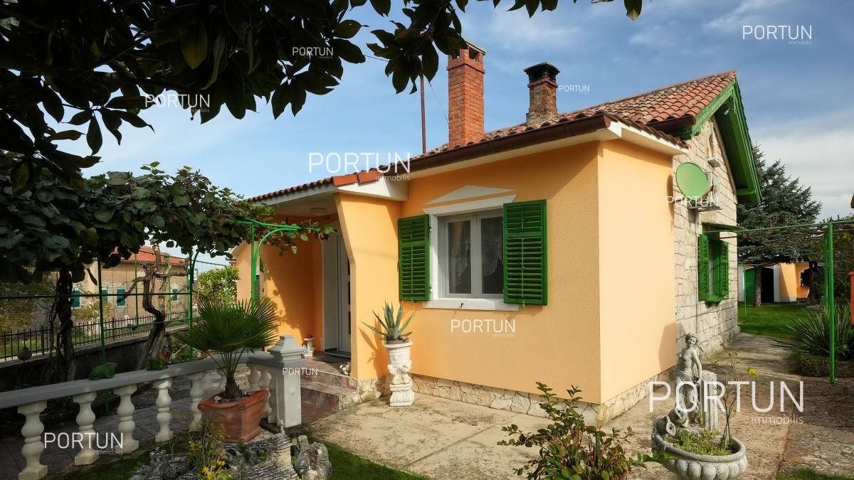 House for Sale in  - 20869 - 08