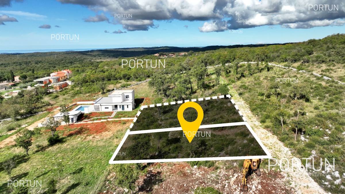 Bale buidling land 40583 02
