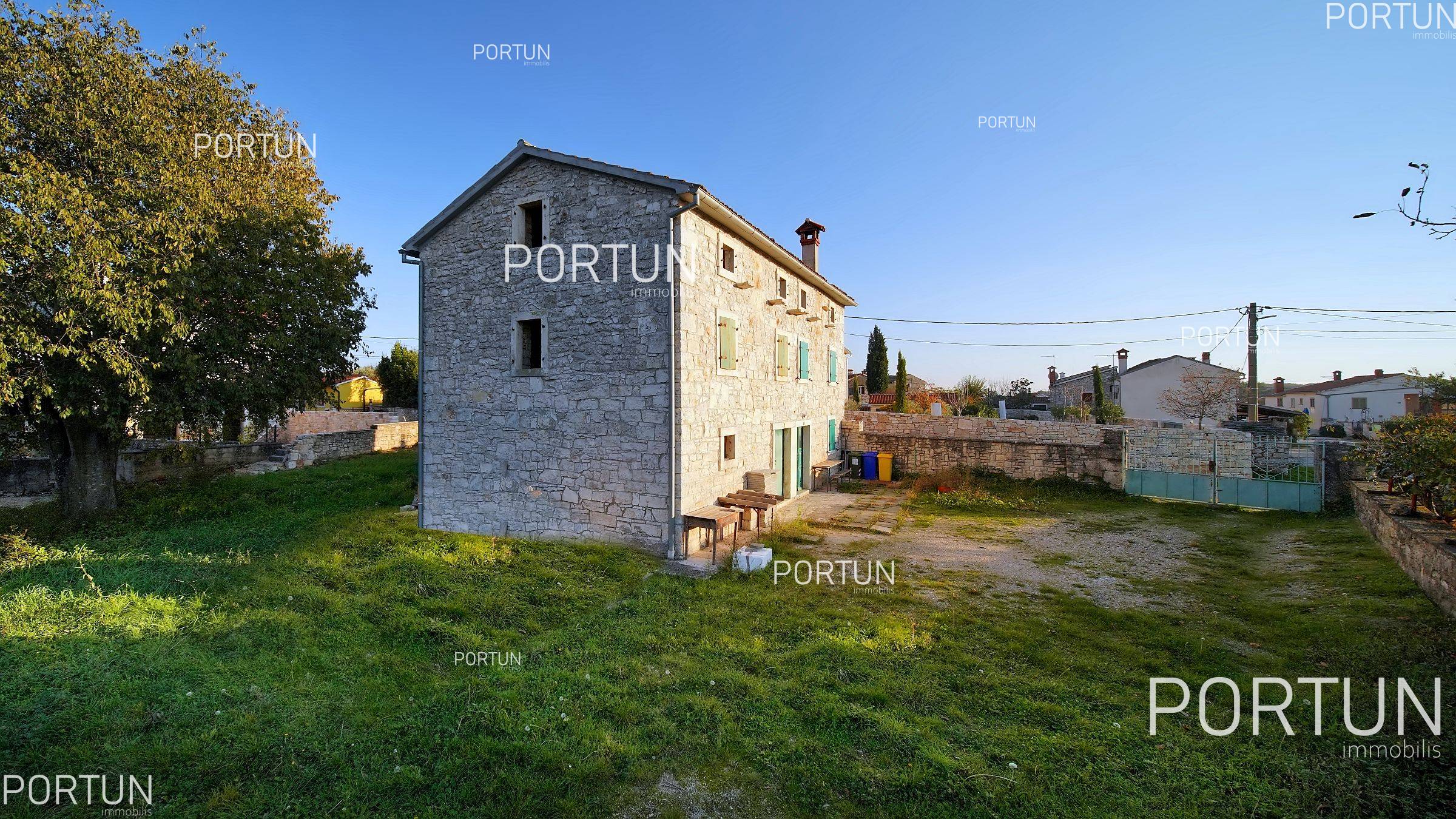 Casa in vendita a Rovigno - 20872 - 02