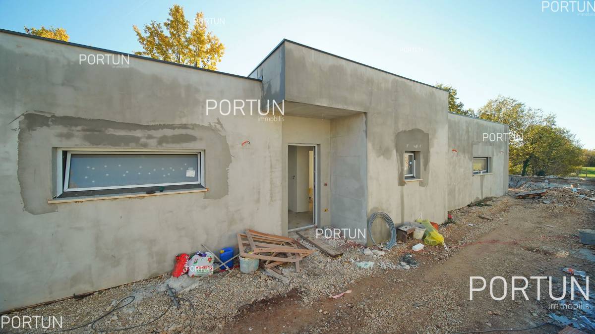 Haus zum Verkauf in Svetvinčenat - 20877 - 04