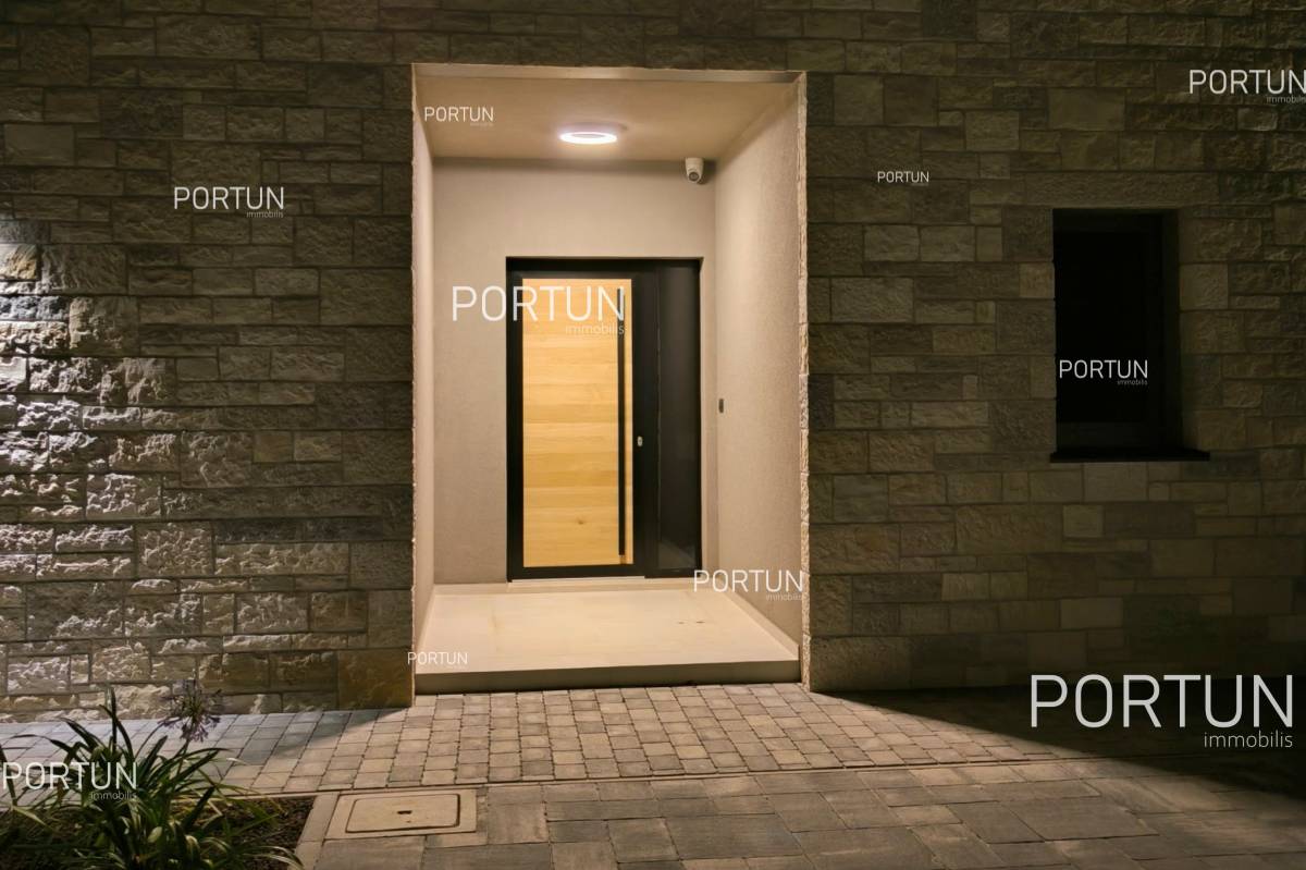Дом на продажу в  - 20875 - 31