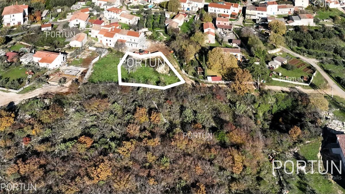 Zemljište na prodaju Sveti Lovreč - 40591 - 02