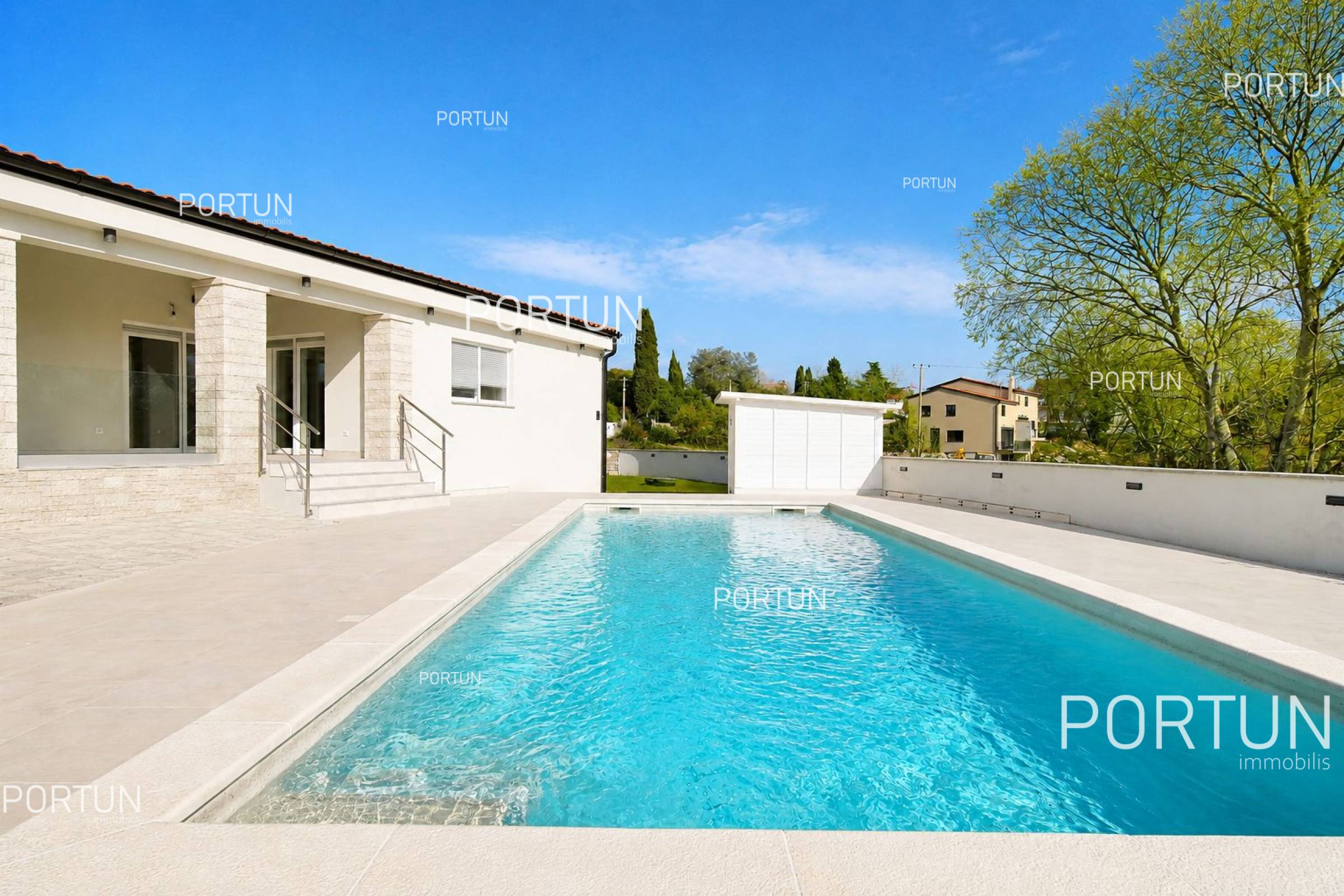 Casa in vendita a Rovigno - 20888 - 01