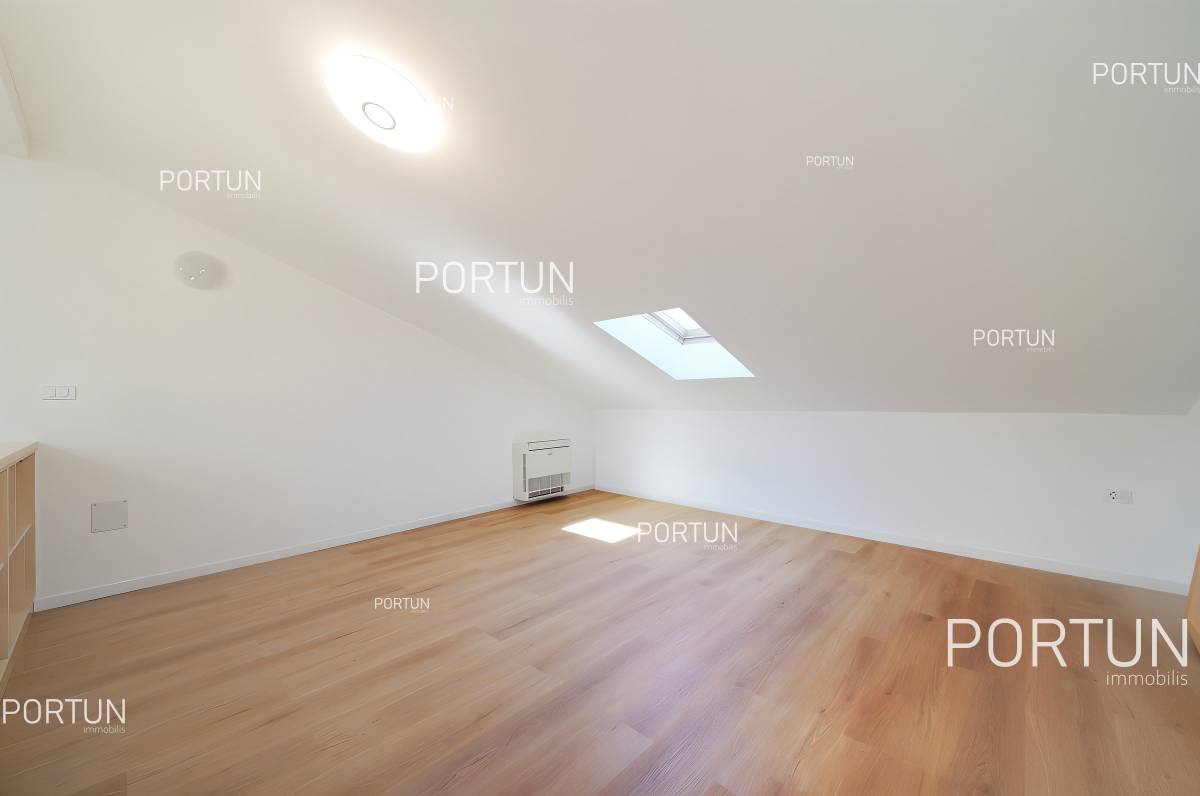 Wohnung zum Verkauf in Rovinj - 10719 - 02