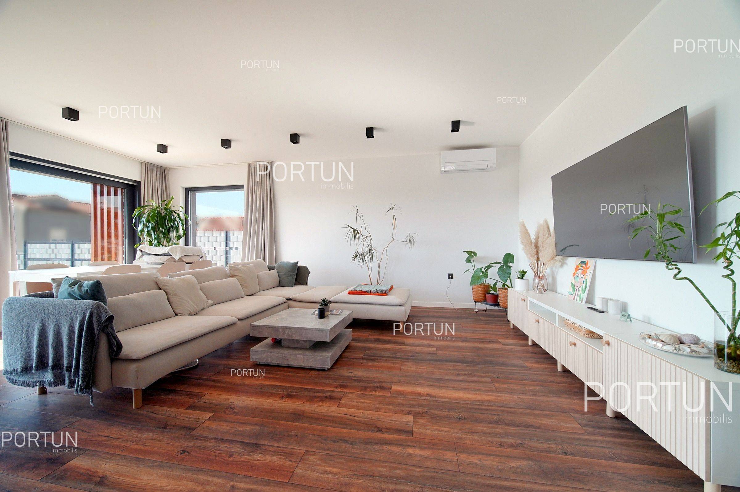 Casa in vendita a Rovigno - 20899 - 09