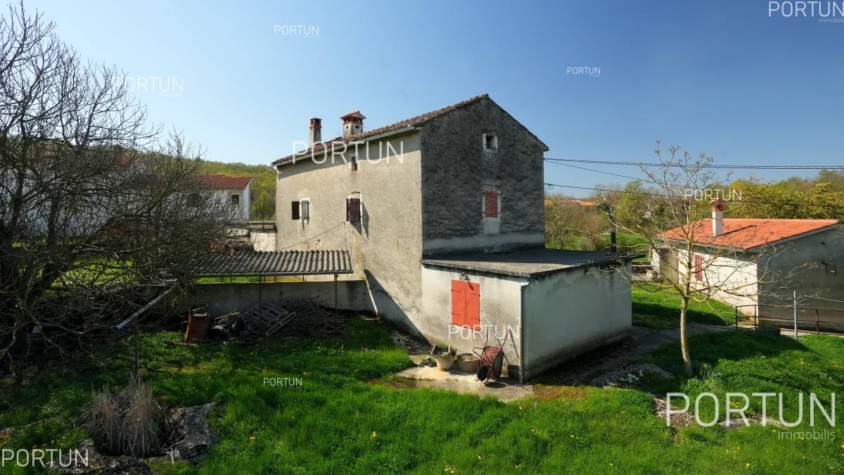 Haus zum Verkauf in  - 20898 - 03