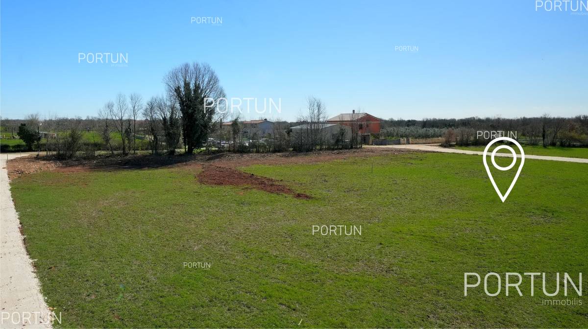 Terreno in vendita a  - 40618 - 02