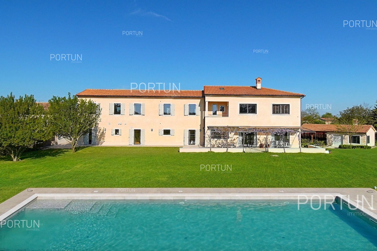 Villa Rovinj large land pool 03