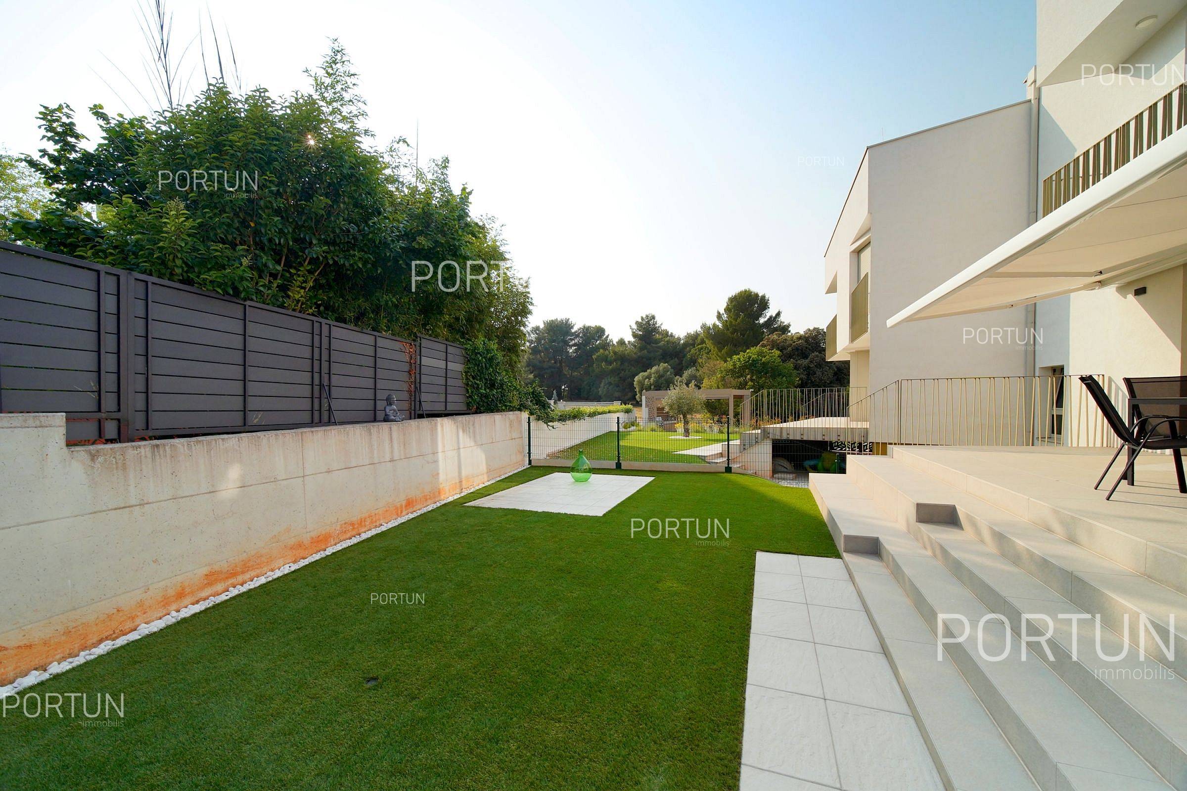 Appartamento in vendita a Rovigno - 10729 - 02