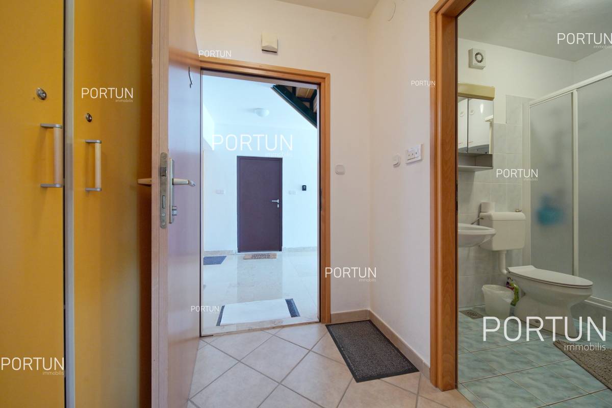 Wohnung zum Verkauf in  - 10727 - 18
