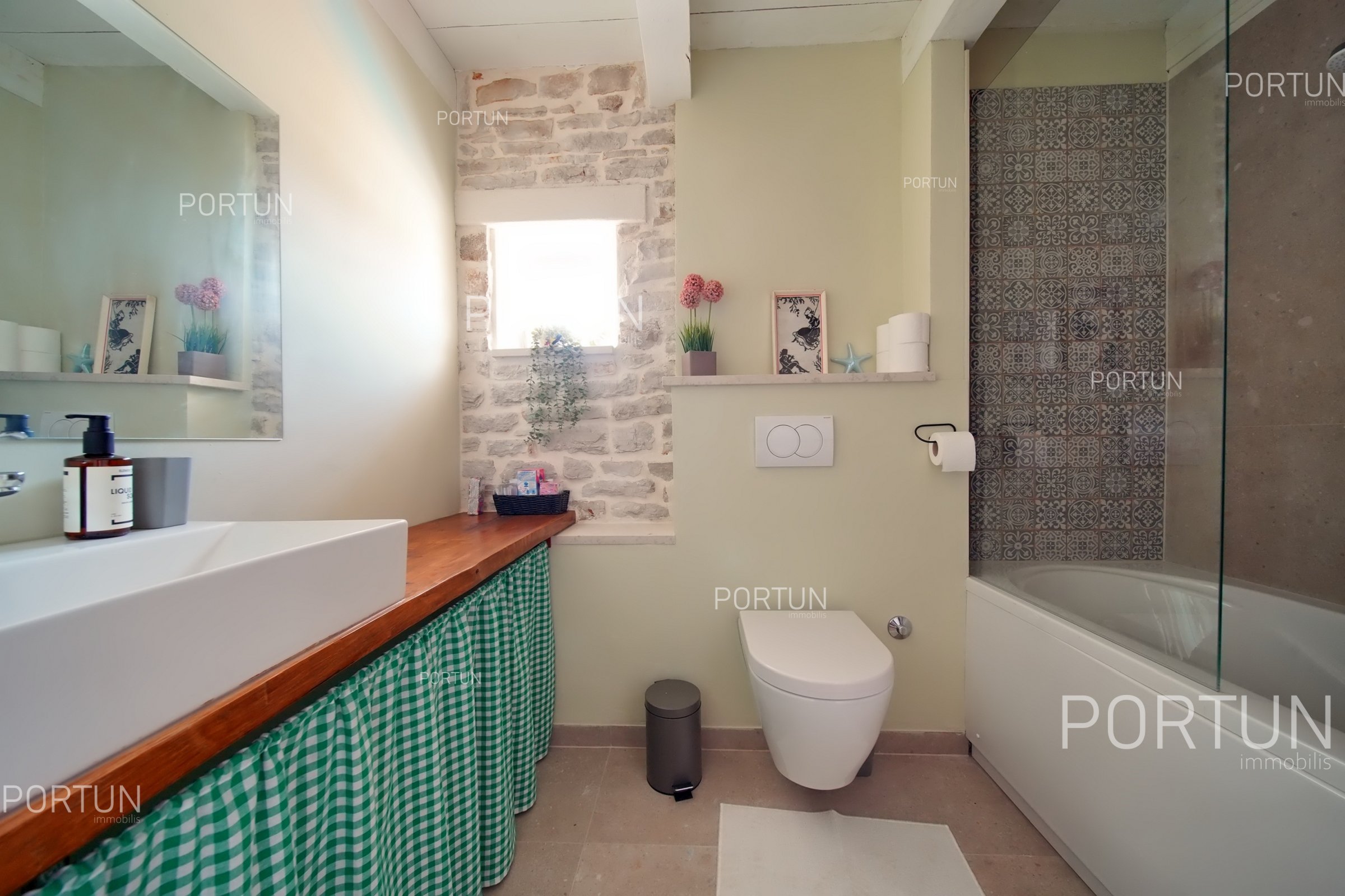 House for Sale in  - 20935 - 22