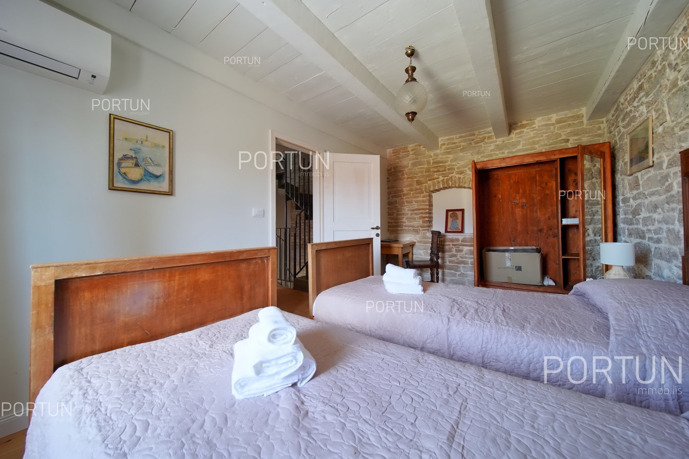 House for Sale in  - 20935 - 24