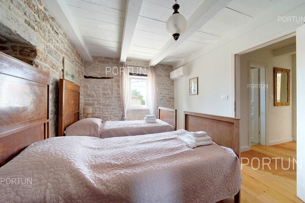 House for Sale in  - 20935 - 20