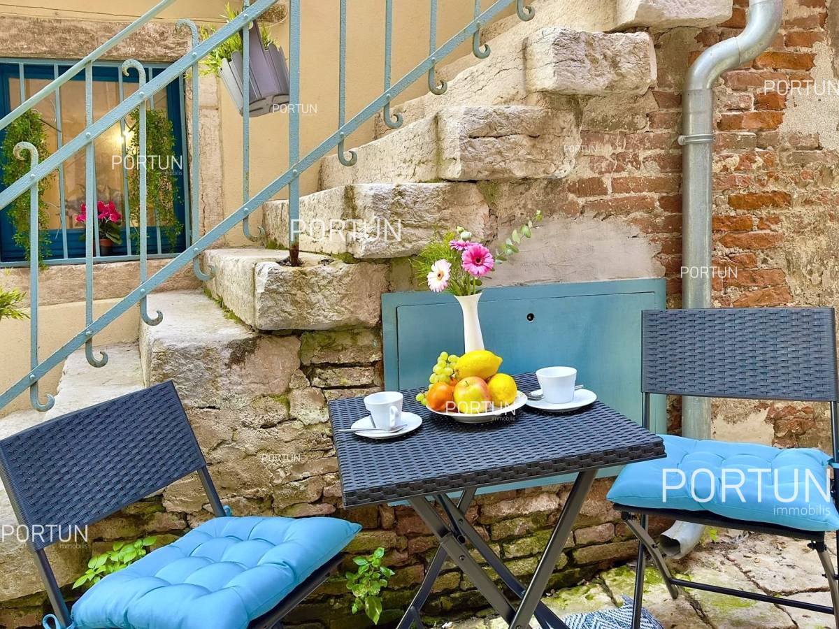 Wohnung zum Verkauf in Rovinj - 10730 - 01