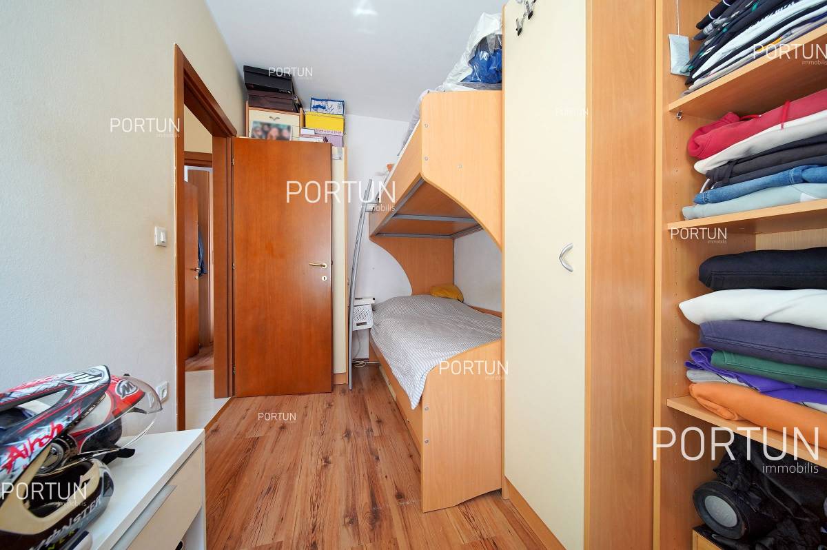 Квартира на продажу в Ровинь - 10731 - 08