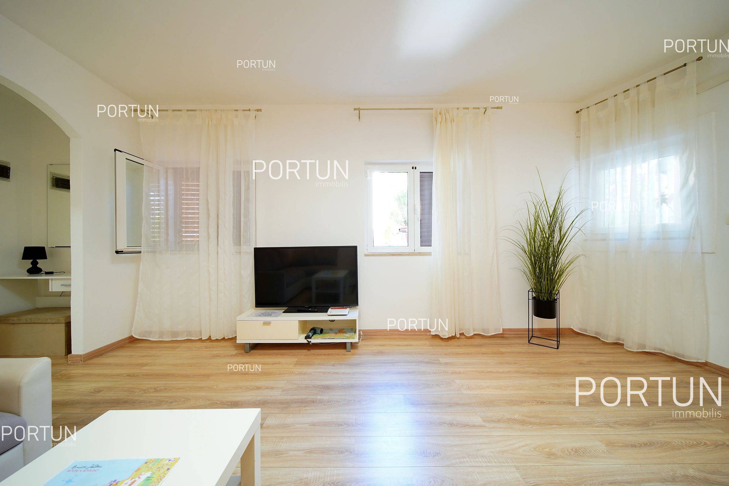Appartamento in vendita a Rovigno - 10734 - 11