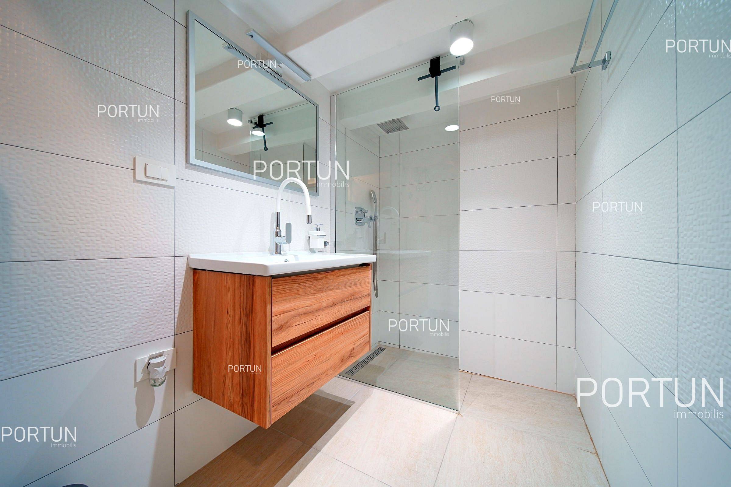 Appartamento in vendita a Rovigno - 10735 - 08