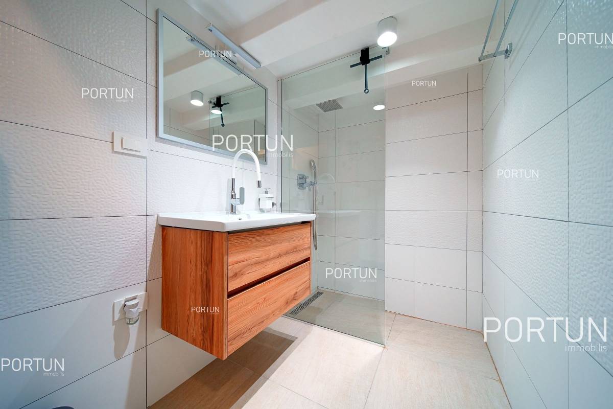Appartamento in vendita a  - 10735 - 08