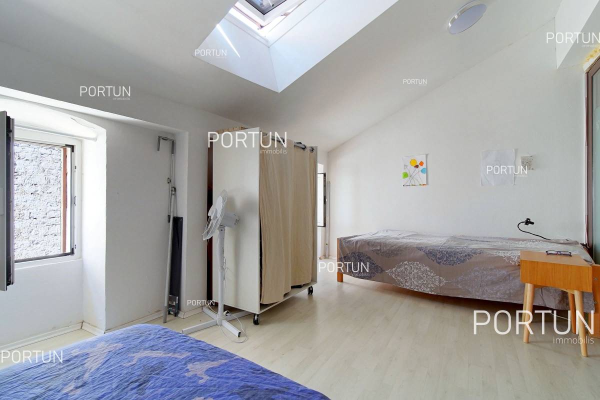 Квартира на продажу в  - 10738 - 09