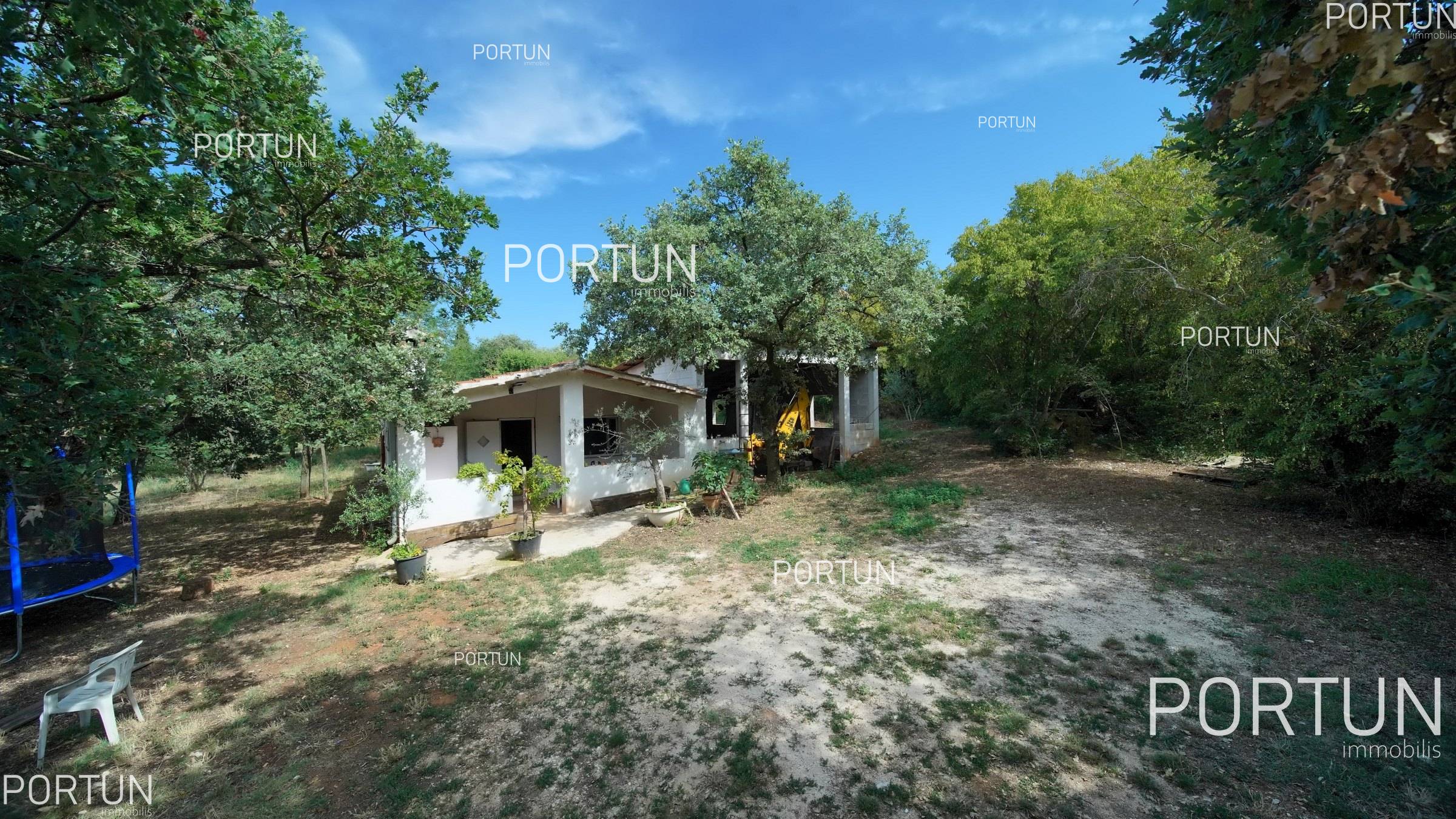 Дом на продажу в Ровинь - 20915 - 06