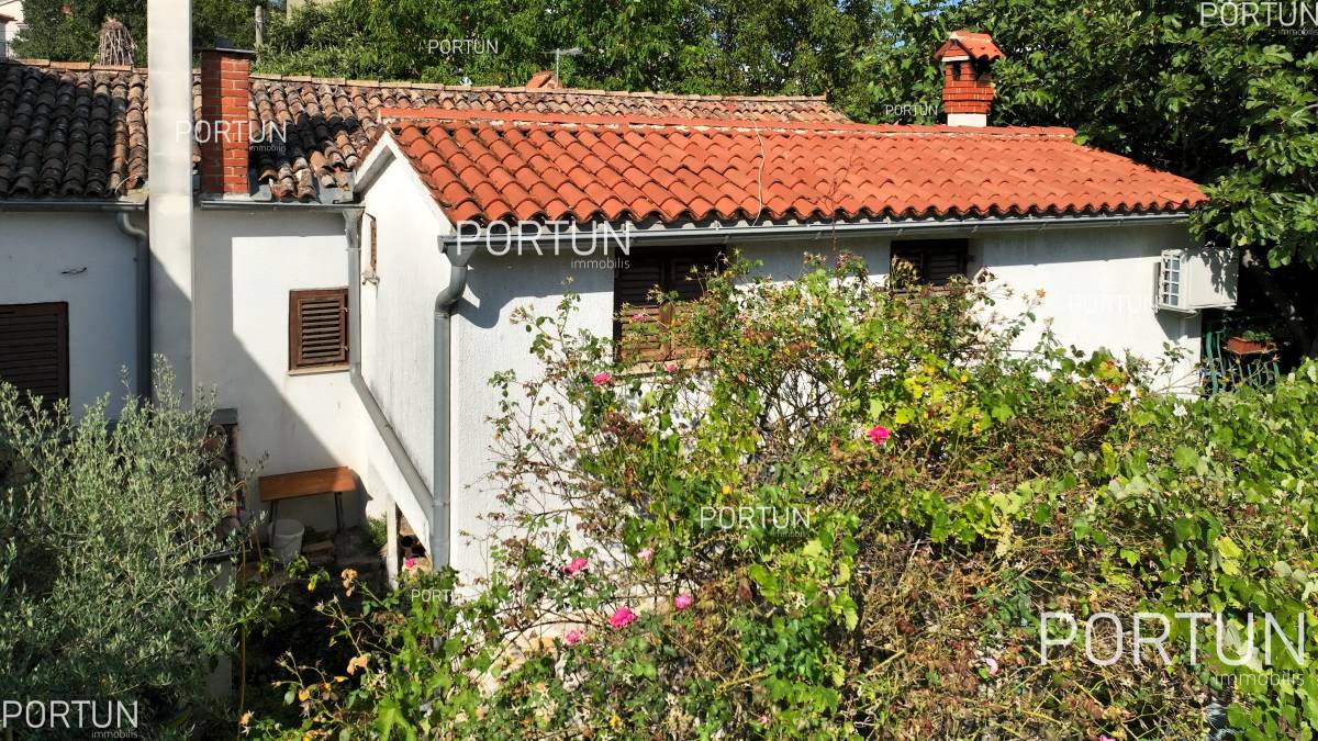 Haus zum Verkauf in Rovinj - 20914 - 02