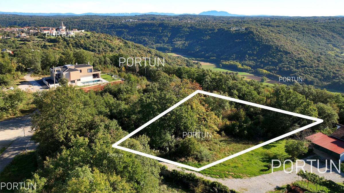 Építési telek Sveti Lovreč – Brinjani, 3 319 m²