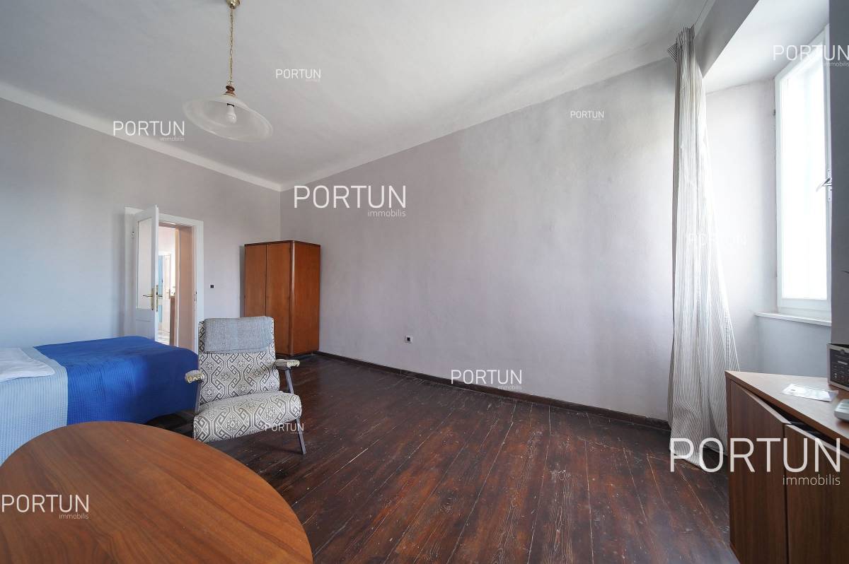 Appartamento in vendita a  - 10750 - 02