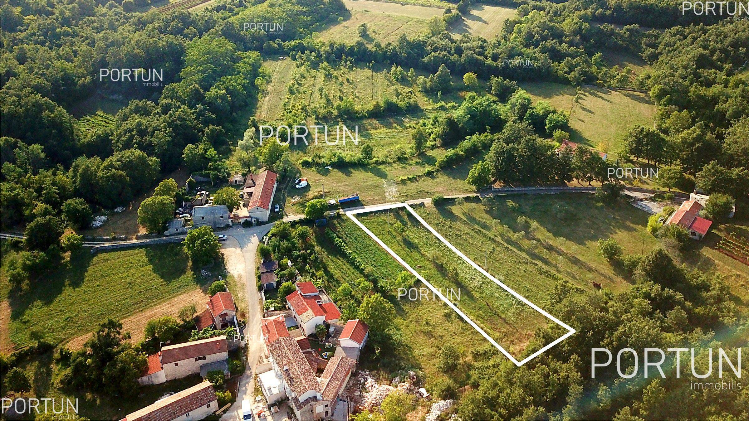Building land in the surrounding of Žminj, Istria Z 0795 01