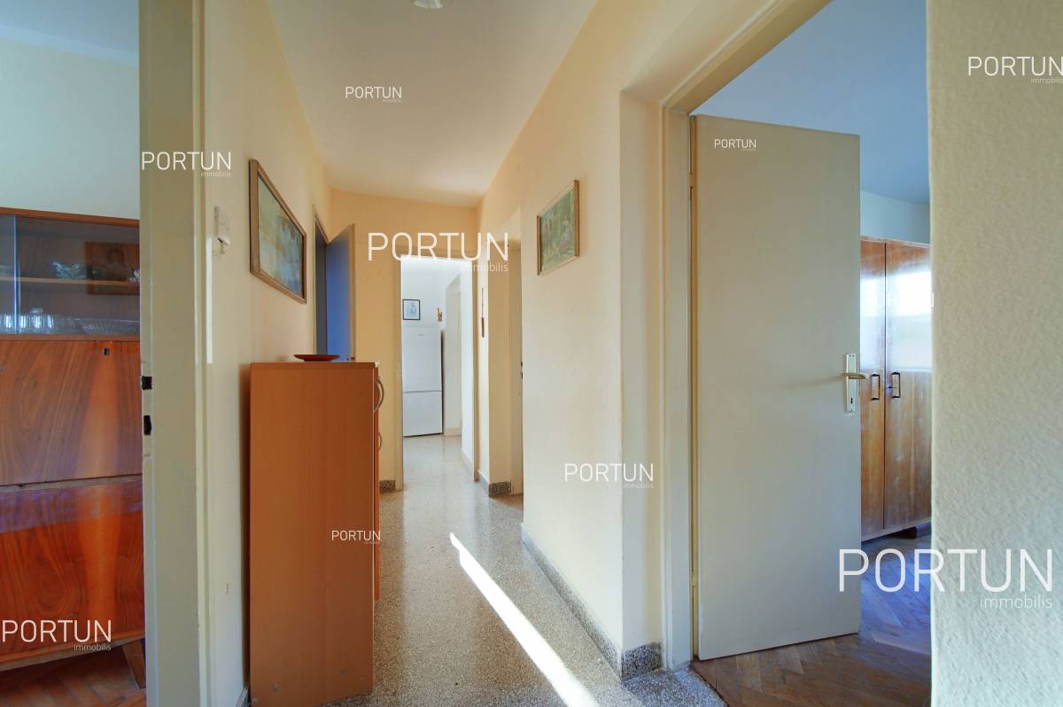 Stan na prodaju  - 10756 - 10