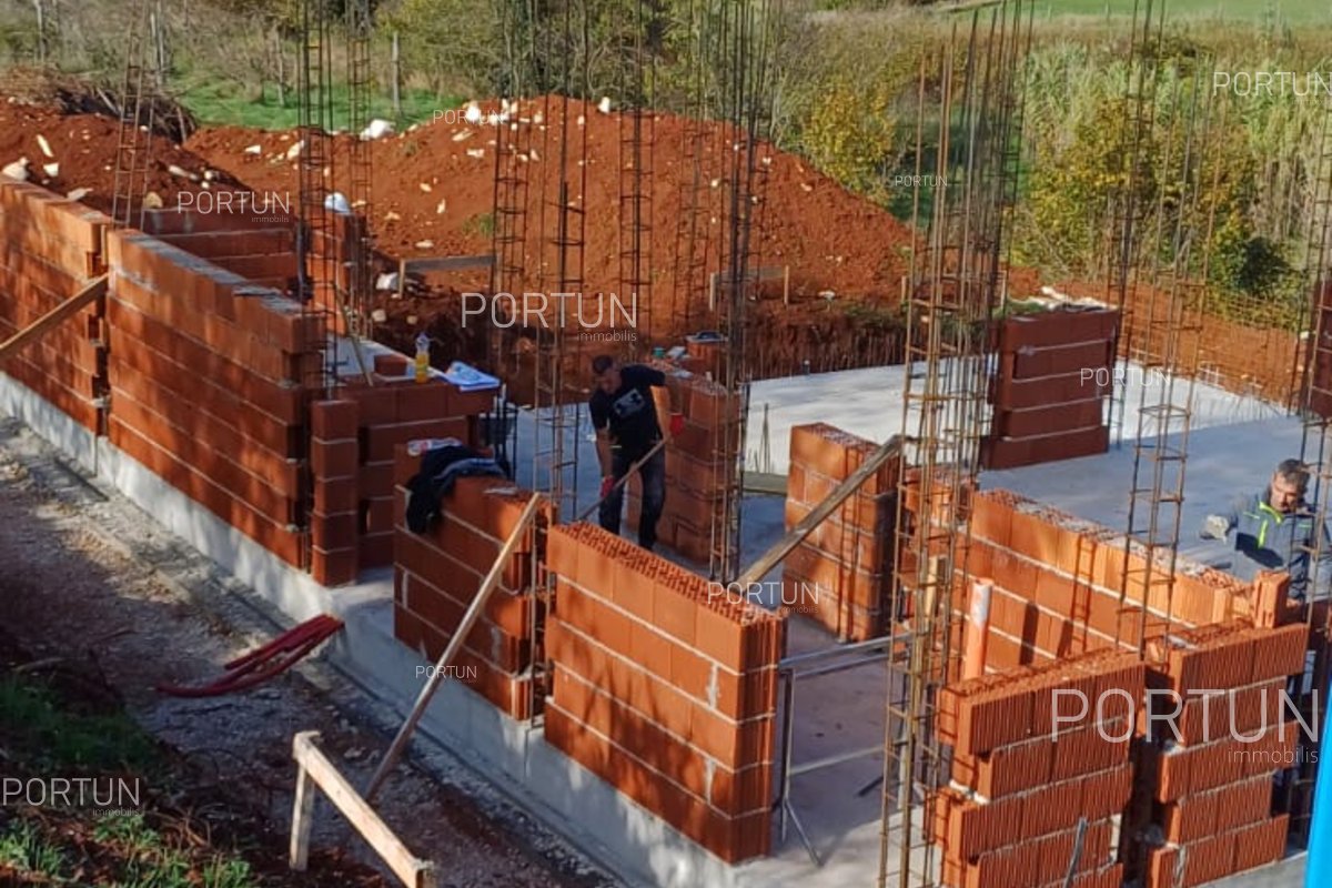 Kuća na prodaju  - 20928 - 50